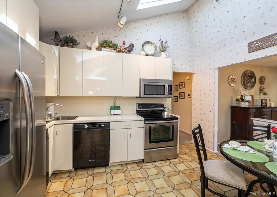 34 Scherer Street, Bethpage, NY 11714 - Image #2