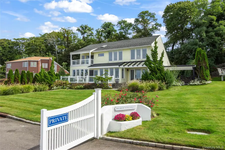 27 Mohring Bay Court, Bayville, NY 11709 - Image #2