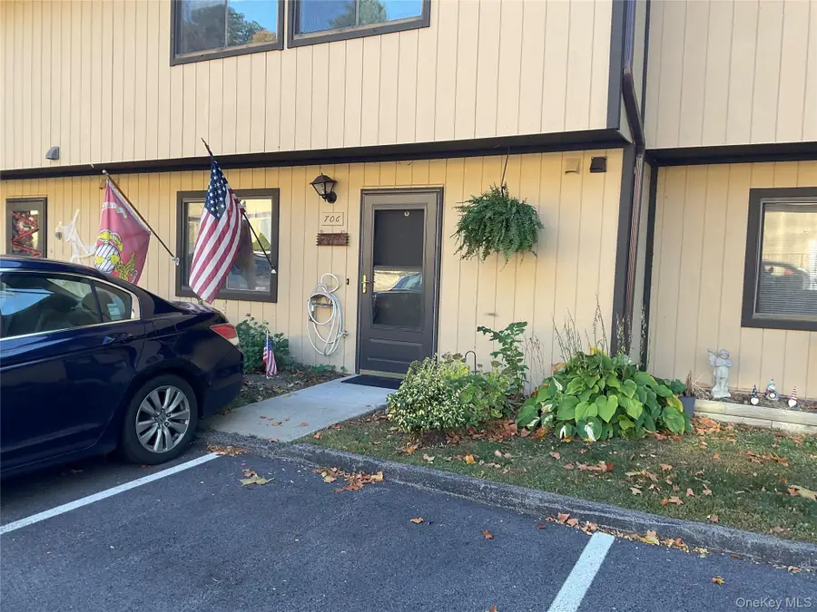 706 S Chelsea Cove #706, Hopewell Junction, NY 12533 - Image #3