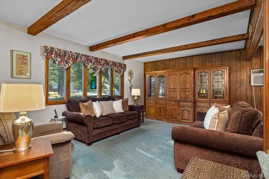 32 Ravenwood Drive, Kings Park, NY 11754 - Image #3