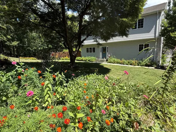 115 Greenbush Road, Tappan, NY 10983