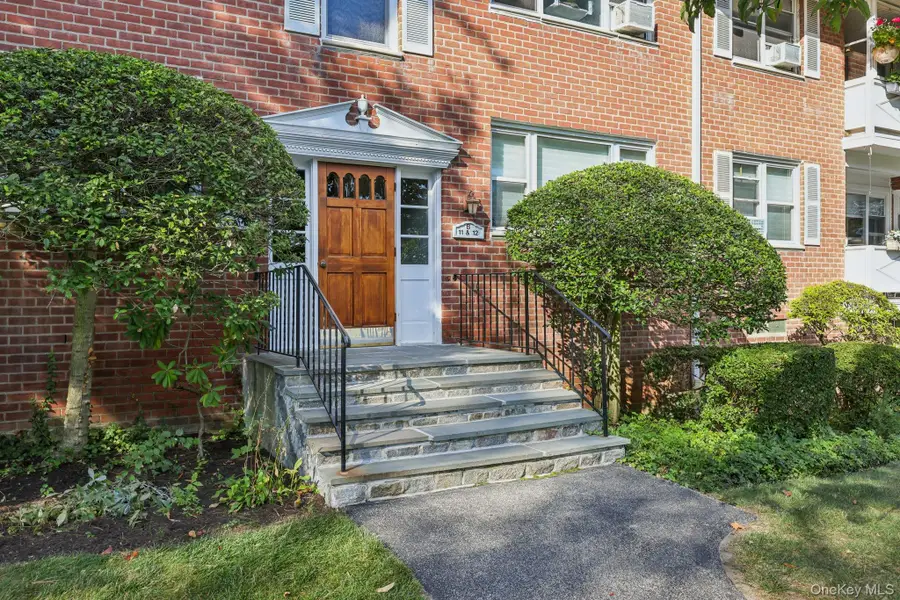 121 N Broadway #12A, White Plains, NY 10603 - Image #2