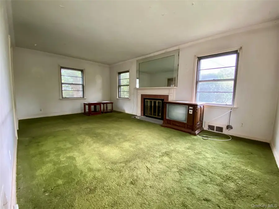 208 Lincoln Avenue, Eastchester, NY 10709 - Image #3