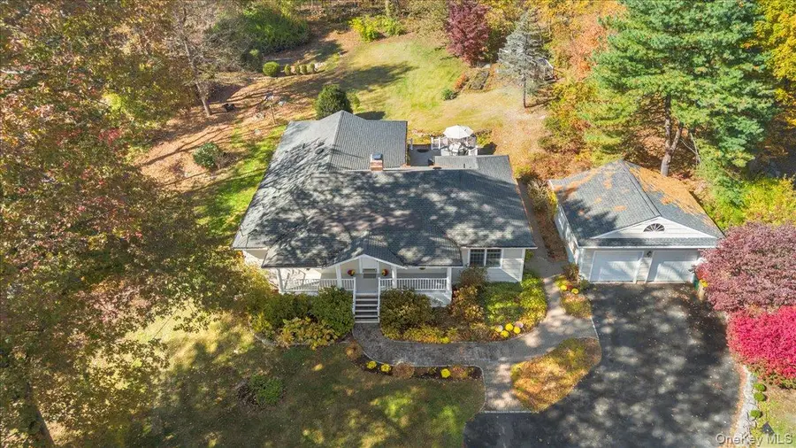 33 Park Drive, Putnam Valley, NY 10579 - Image #2