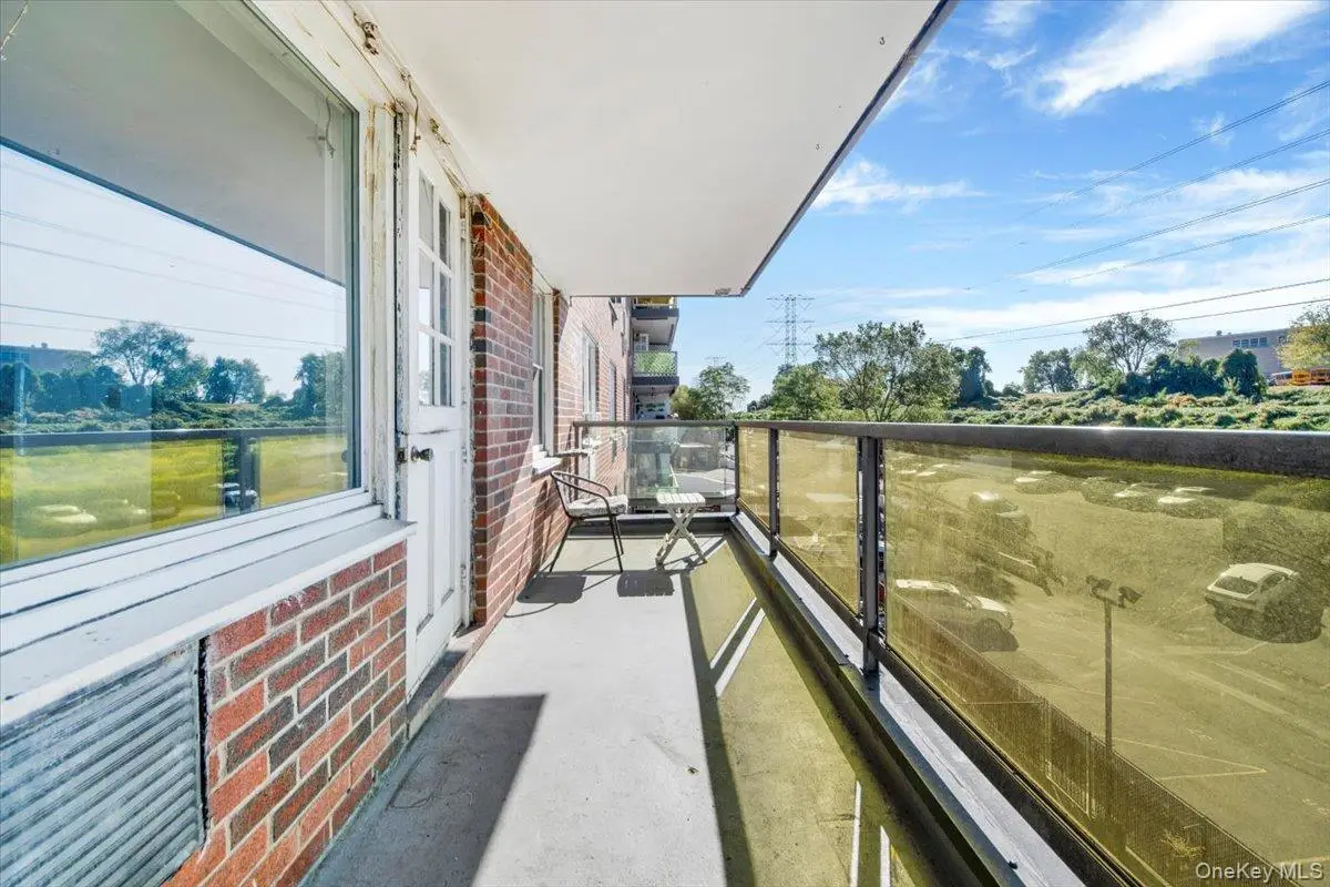 1853 Central Park Avenue #6A, Yonkers, NY 10710 - Image #1