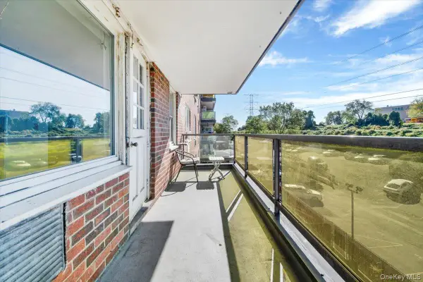 1853 Central Park Avenue #6A, Yonkers, NY 10710