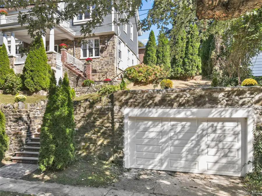 20 Midland Avenue, Yonkers, NY 10705 - Image #3