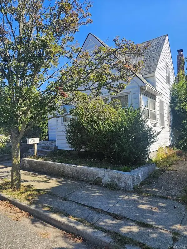 10 Kirkwood Street, Long Beach, NY 11561