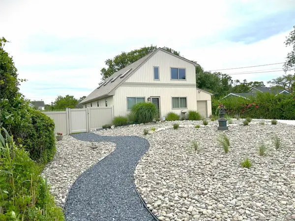 304 S Dunton Avenue, East Patchogue, NY 11772