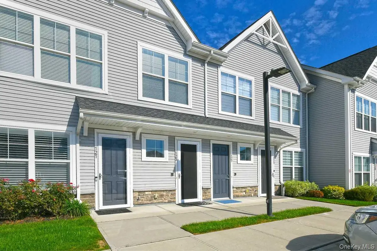 123 Emanuel Way, East Meadow, NY 11554 - Image #1