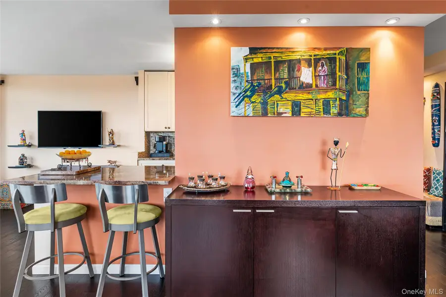 112-01 Queens Boulevard #6J, Forest Hills, NY 11375 - Image #2