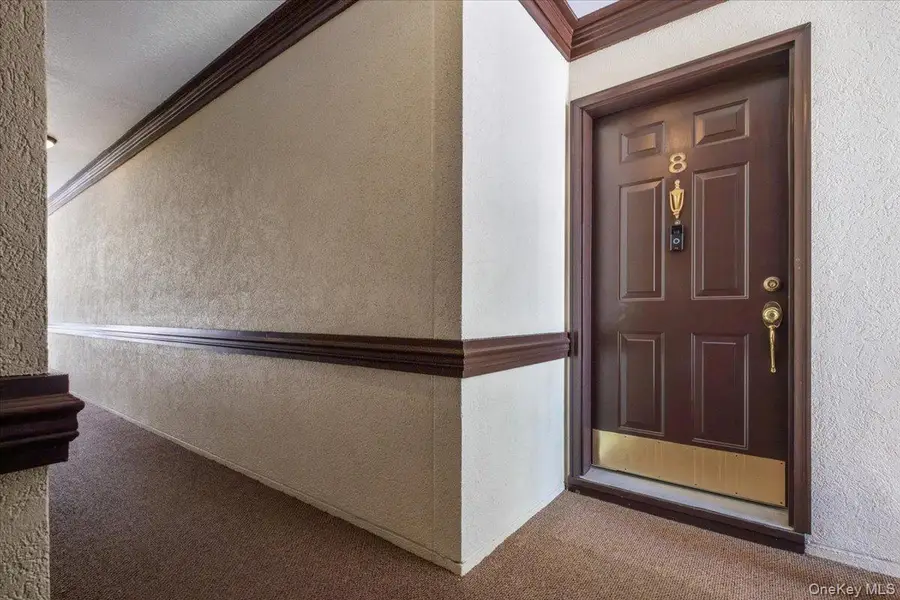 8 Huntington Circle, Peekskill, NY 10566 - Image #2