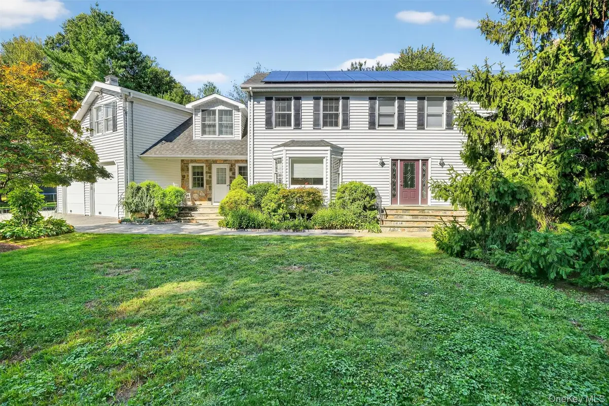 11 Knollwood Drive, Ossining, NY 10562 - Image #1