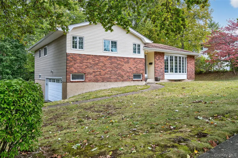 51 Oak Hill Drive, Oyster Bay, NY 11771 - Image #2