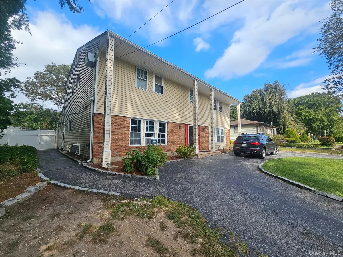 5 Lincoln Avenue, Smithtown, NY 11787 - Image #1