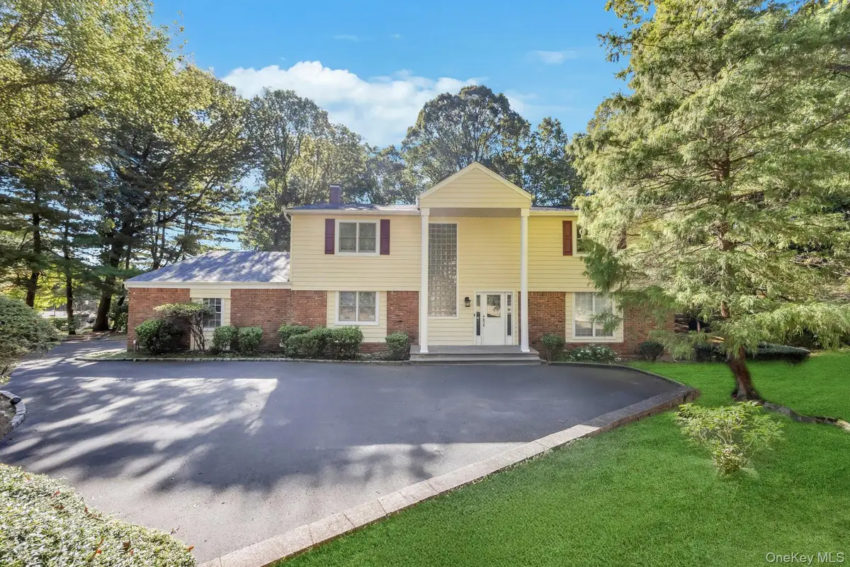 8 Chablis Drive, Dix Hills, NY 11746 - #1