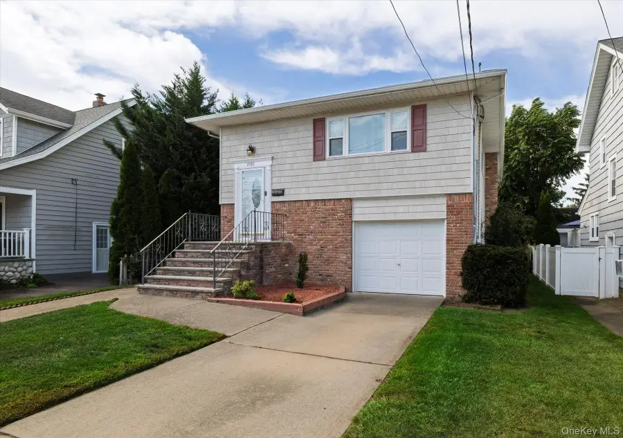 2282 Saratoga Street, Oceanside, NY 11572 - Image #3