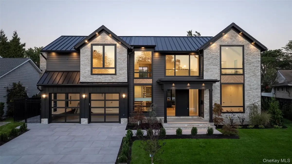 487 Davie Street, Westbury, NY 11590 - Image #1