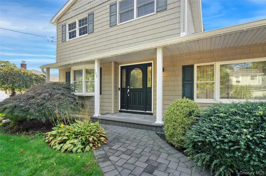 122 Dougherty Avenue, Holbrook, NY 11741 - Image #3