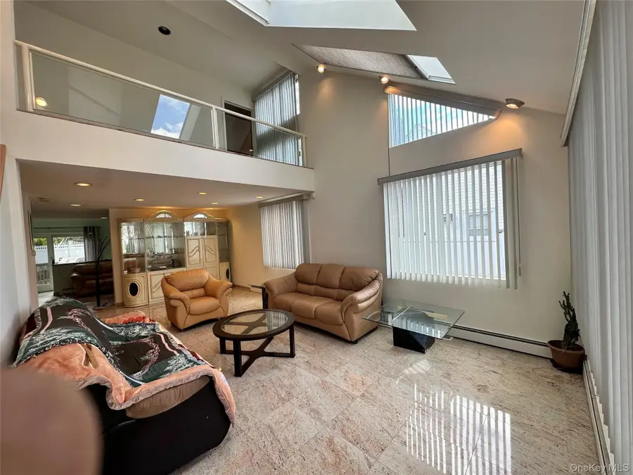 1027 Windermere Road, Franklin Square, NY 11010 - Image #3