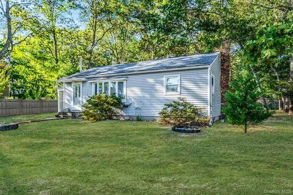 529 Elder Lane, Ronkonkoma, NY 11779