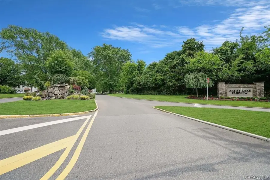 263 Fairview Circle, Middle Island, NY 11953 - Image #3