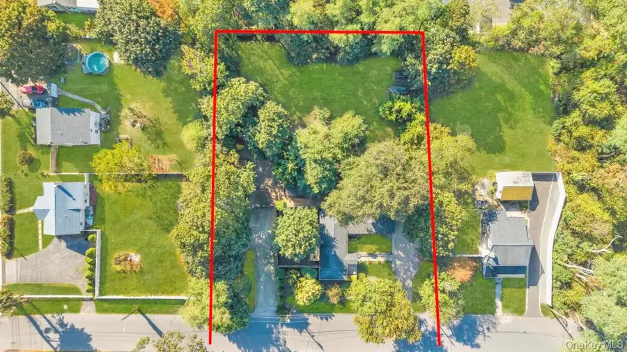 36 7th Avenue, Brentwood, NY 11717 - Image #2