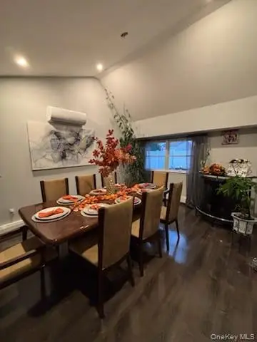 25 Arcadia Lane, Hicksville, NY 11801 - Image #3