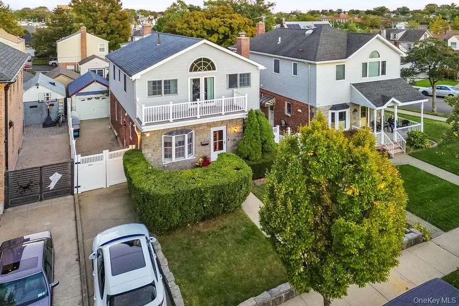 7-35 Leggett Place, Whitestone, NY 11357 - Image #3