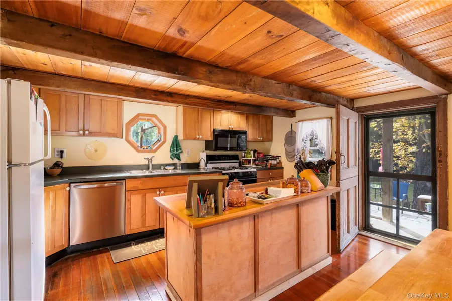 191 White Schoolhouse Rd, Rhinebeck, NY 12572 - Image #2