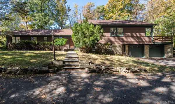 19 Ridgeview Road, Poughkeepsie, NY 12603