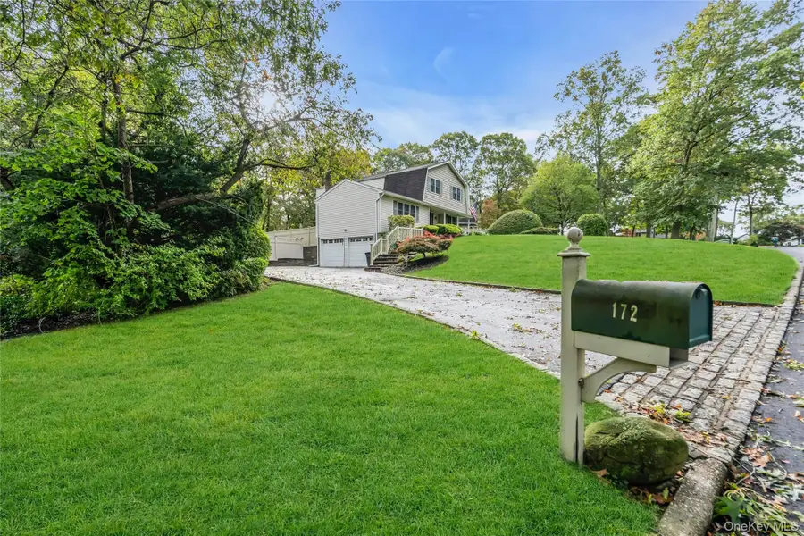 172 Lodge Avenue, Huntington Station, NY 11746 - Image #2