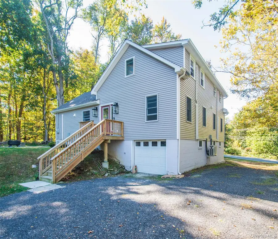 7 Phillips Road, Poughkeepsie, NY 12603 - Image #3