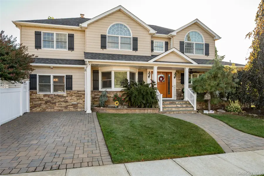 1823 Lincoln Avenue, Seaford, NY 11783 - Image #2