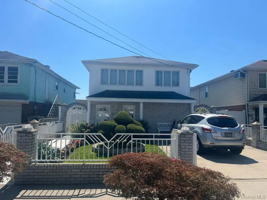 89-08 164 Avenue, Howard Beach, NY 11414 - Image #2