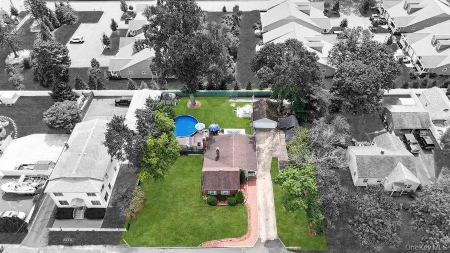 940 Union Street, Bohemia, NY 11716 - Image #3