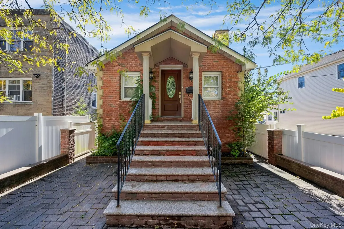 4408 Locust Point Drive, Bronx, NY 10465 - Image #1