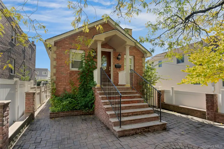 4408 Locust Point Drive, Bronx, NY 10465 - Image #3