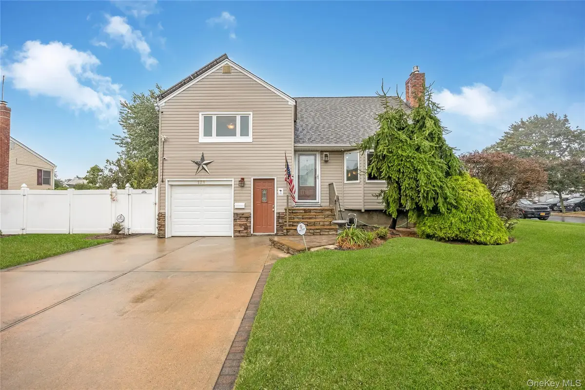 138 Eastgate Road, Massapequa Park, NY 11762 - Image #1