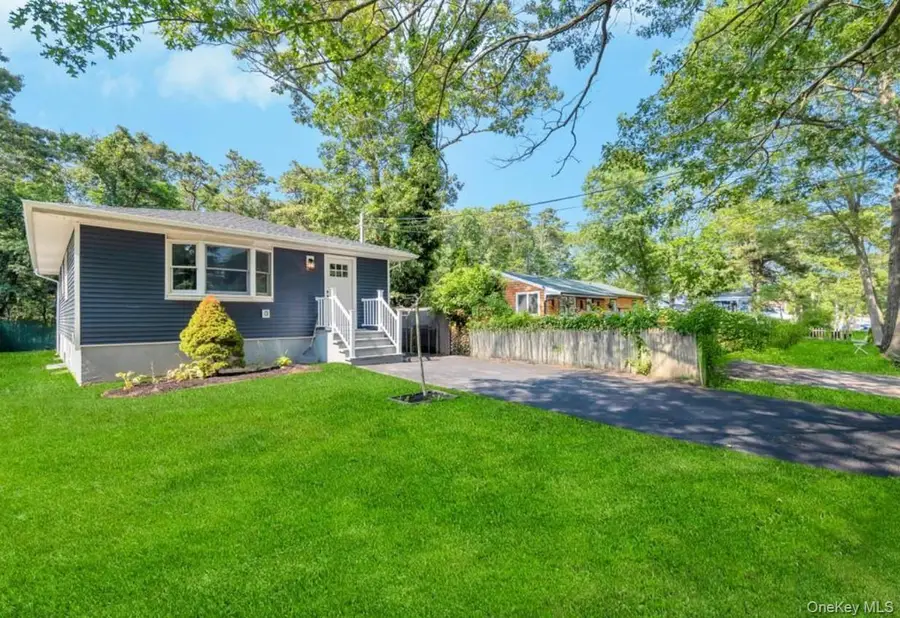 111 A Wood Avenue, Mastic, NY 11950 - Image #3