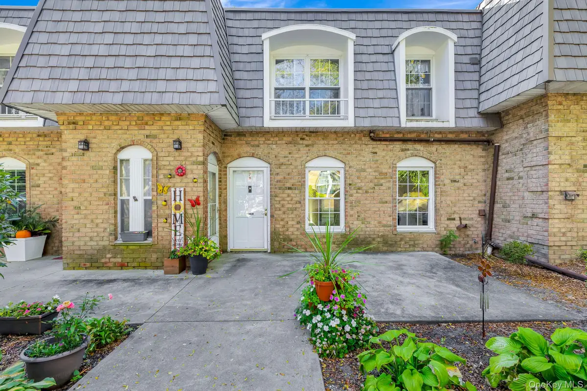 655 Middle Country Road #7B1, Coram, NY 11727 - Image #1