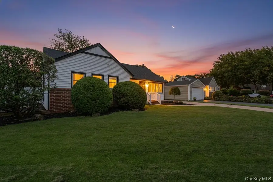 761 Barkley Avenue, East Meadow, NY 11554 - Image #2