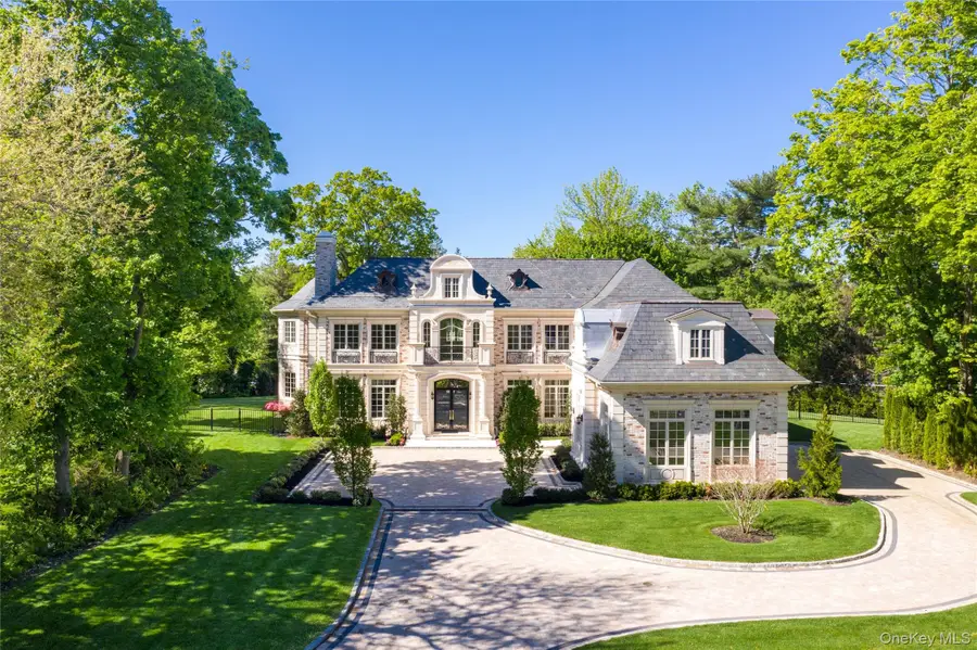 6 Foxwood Road, Great Neck, NY 11024 - #2