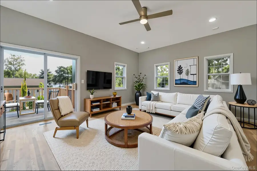 60 Delamere Street, Huntington, NY 11743 - Image #3