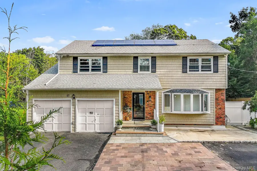61 Old Indian Head Road, Commack, NY 11725 - Image #2