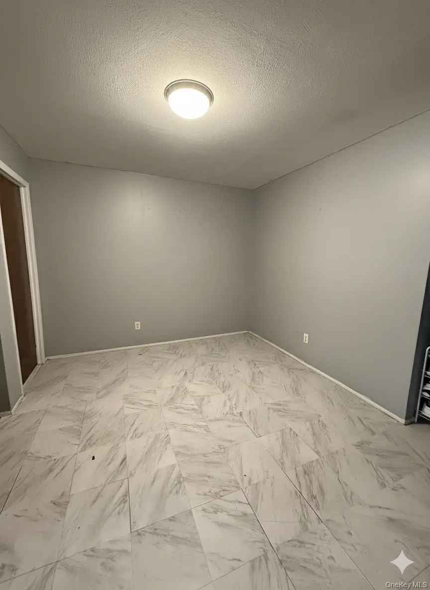 854 Throgs Neck Expwy, Bronx, NY 10465 - Image #2