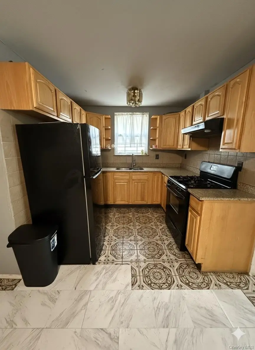 854 Throgs Neck Expwy, Bronx, NY 10465 - Image #3