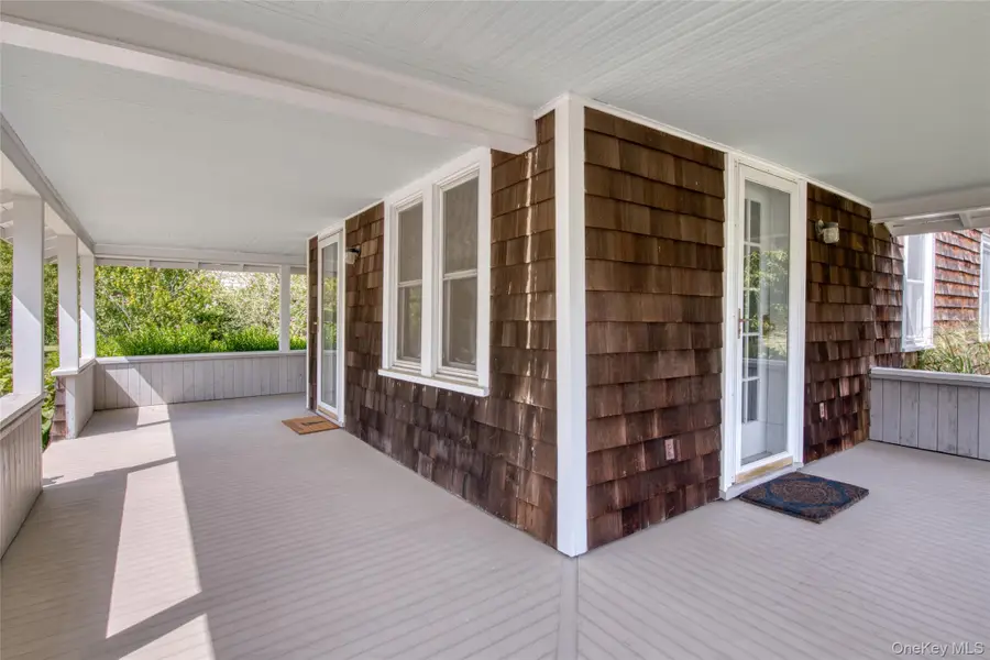 385 Cottage Place, Southold, NY 11971 - Image #3
