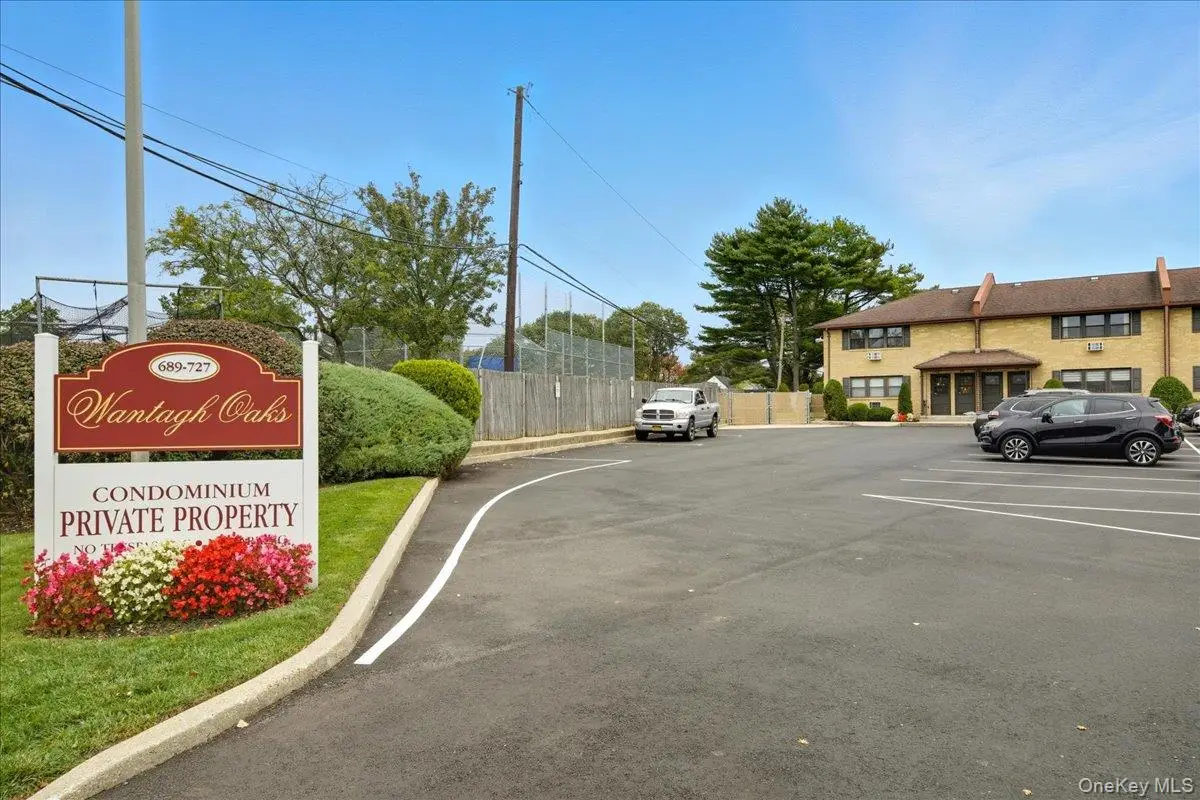 693 Wantagh Avenue, Wantagh, NY 11793 - Image #1