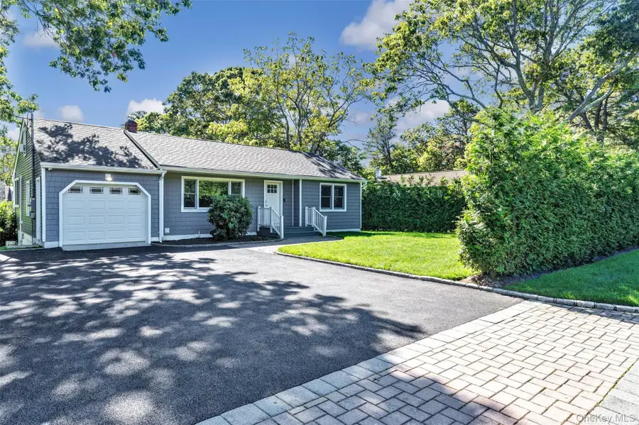 35 Suffolk Road, Hampton Bays, NY 11946 - Image #2